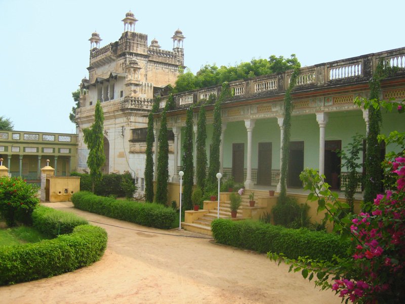 Painted haveli in Bagar